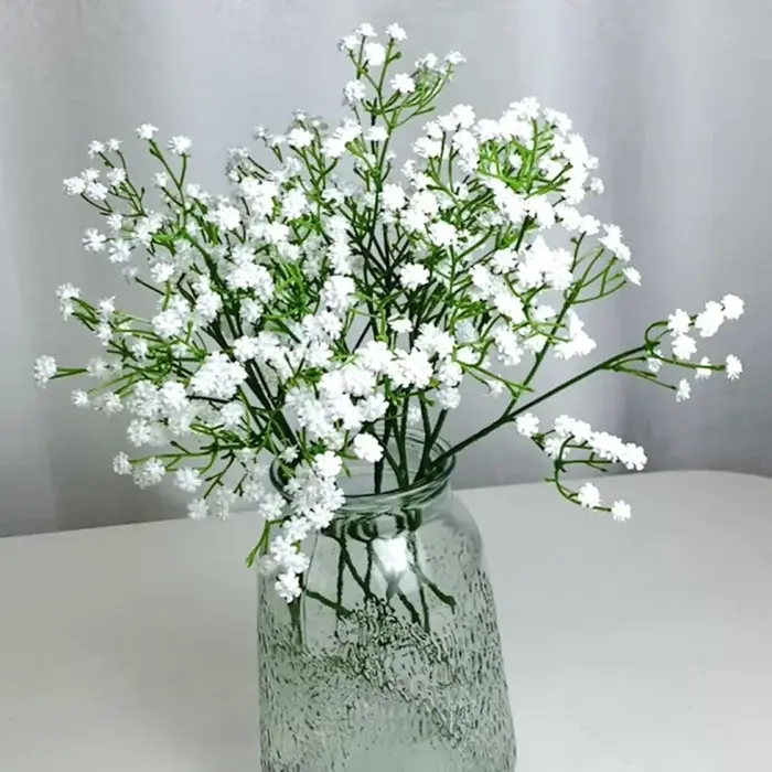 Bouquet de fleurs artificielles en plastique
