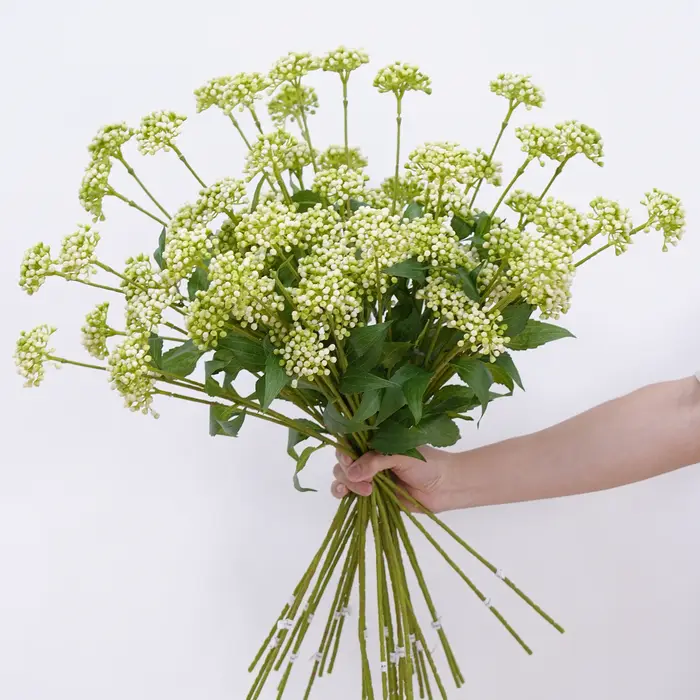 X1015 Branche Artificielle Plante Verte Chrysanthème Fleur Blanche Décoration de Table Maison Vase Composition Florale