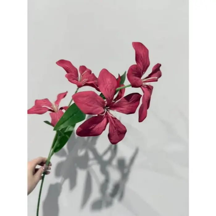 1 pièce de fleurs artificielles en soie, orchidée flamme artificielle réaliste, décoration pour la m