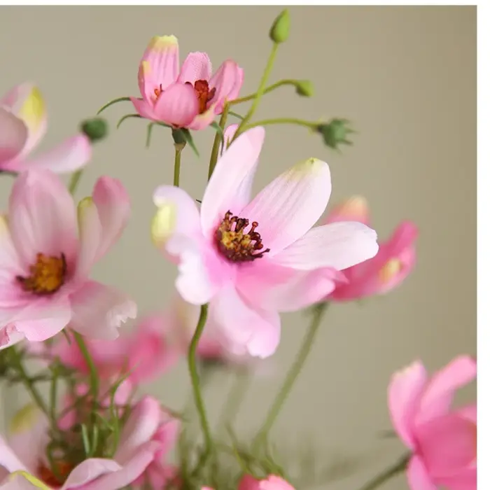 12 pièces de fleurs artificielles en soie
