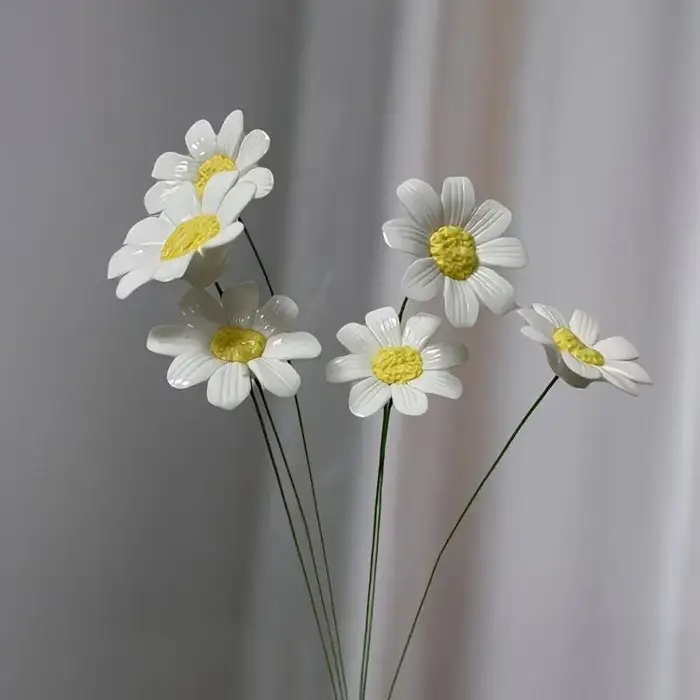 6/8/10 pièces de fleurs de marguerite en céramique