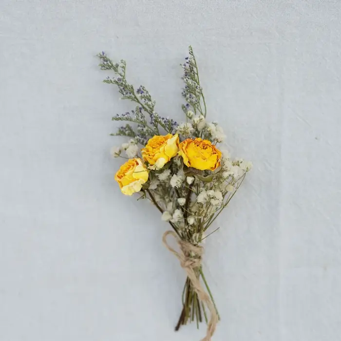 Mini bouquet de fleurs séchées naturelles