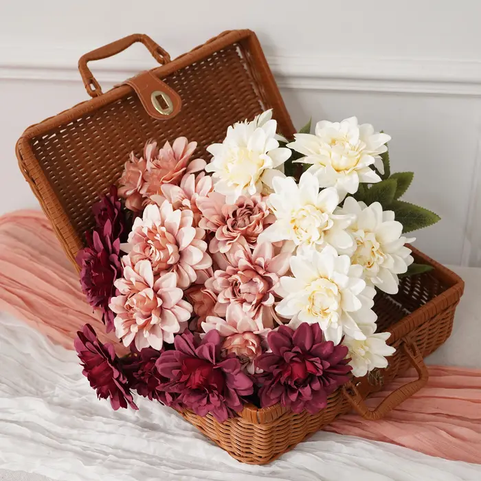 Fleur artificielle Dahlia Angela A8413 pour toile de fond de mariage