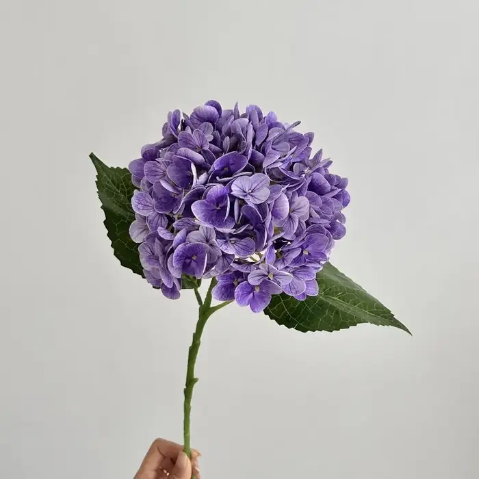 Fleurs artificielles en tissu de soie réalistes