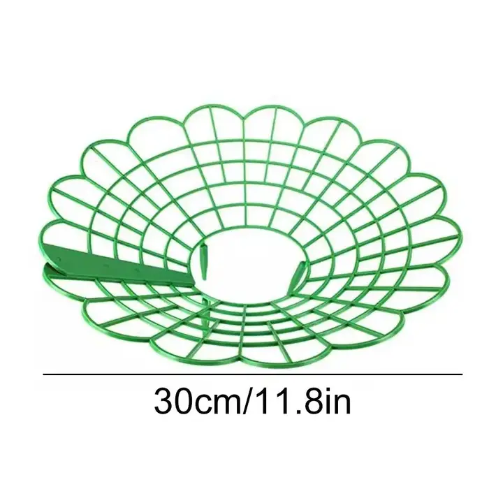 Supports pour plantes de fraises avec trois pieds robustes, offrant une protection contre les moisis
