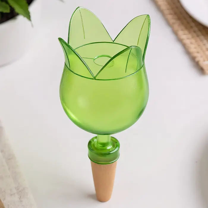 Piquet d'arrosage automatique pour plantes à fleurs