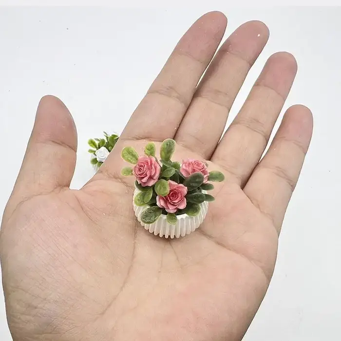 1 pièce - Décoration de scène de salon pour maison de poupée - Mini plante de rose en pot - Modèle de paysage miniature - Artisanat de qualité supérieure