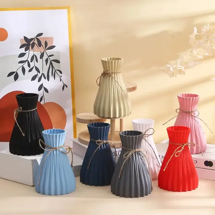 Vase à fleurs plissé en origami