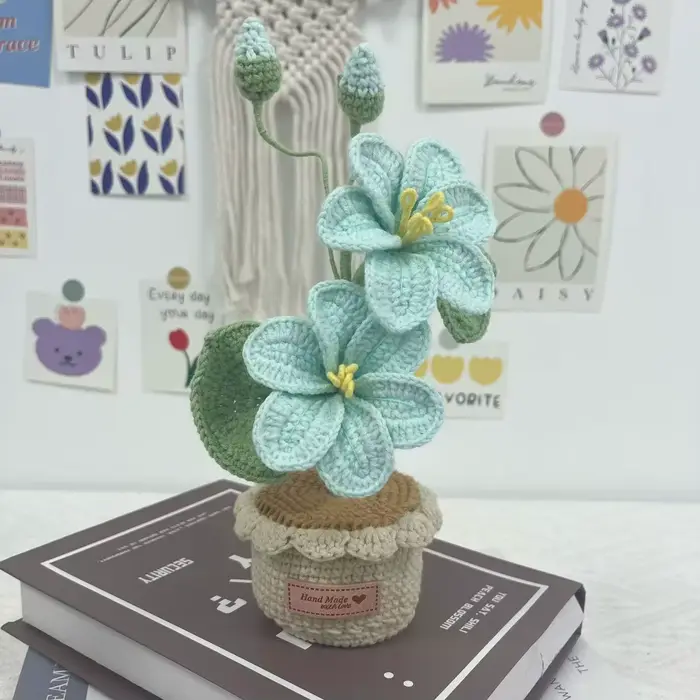 Pot de fleurs tissé à la main