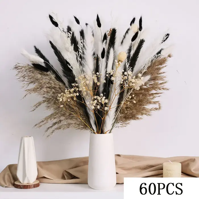 Bouquet de fleurs séchées neutres noir et blanc
