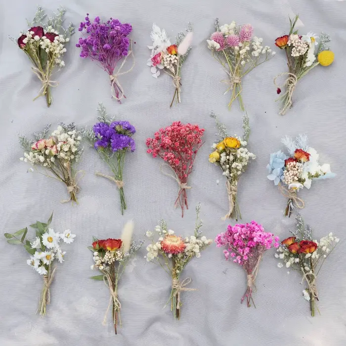 Bouquet de fleurs séchées rustiques classiques