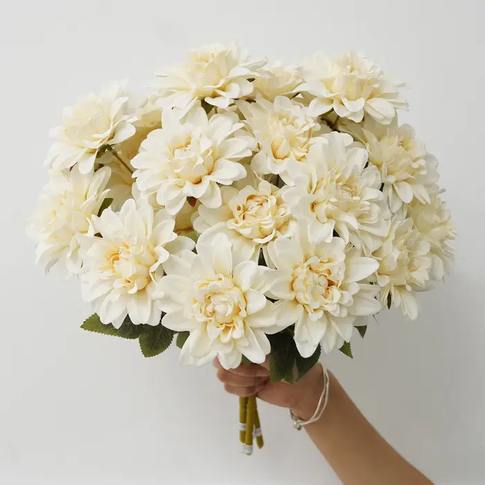 Fleur artificielle Dahlia Angela A8413 pour toile de fond de mariage