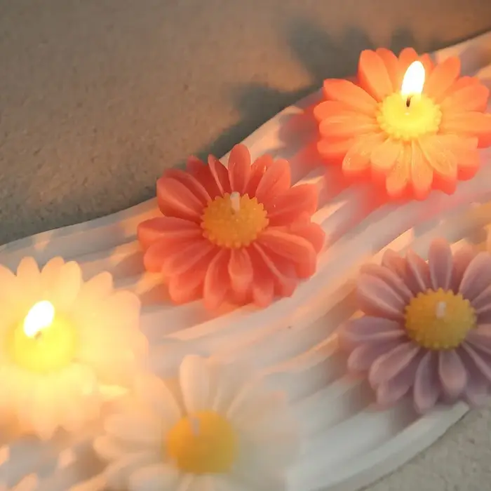 Bougies colorées en forme de marguerite