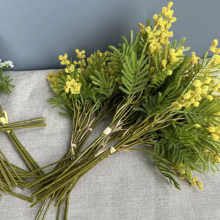 Boule épineuse d'acacia artificielle