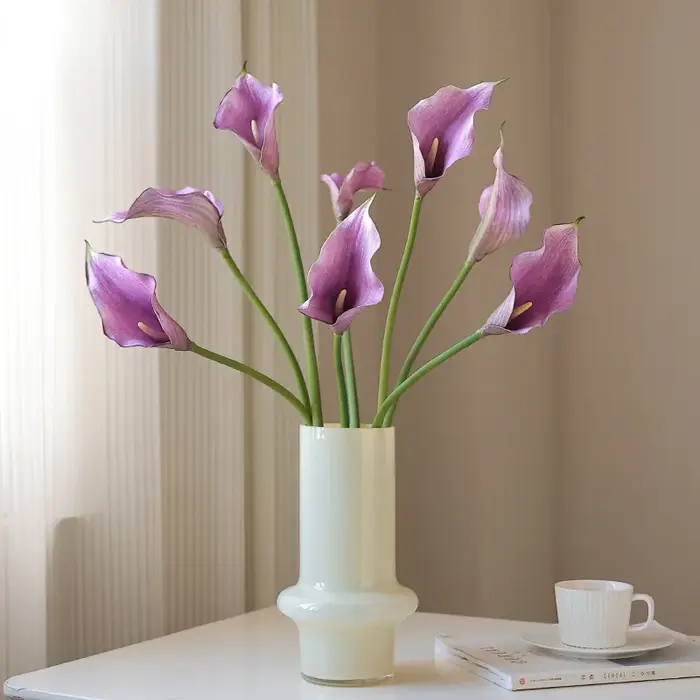 Fleur artificielle de lys Calla
