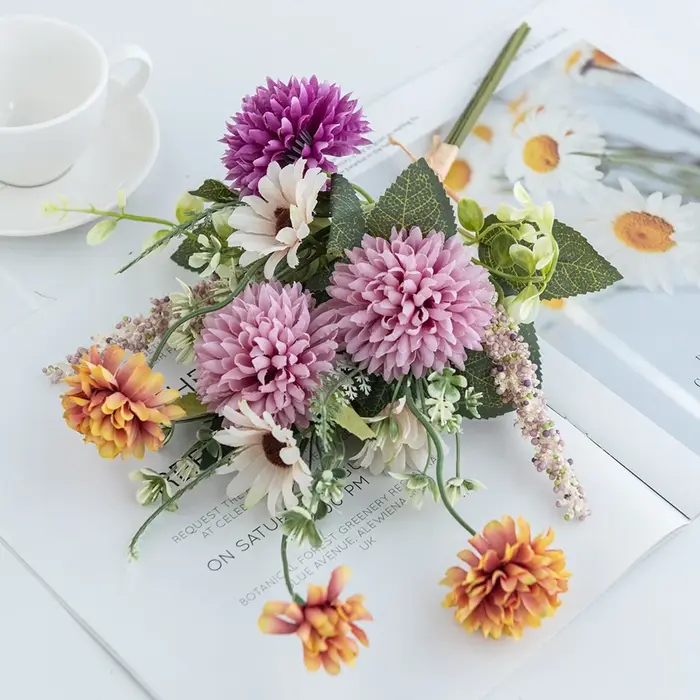 Fleurs artificielles en soie
