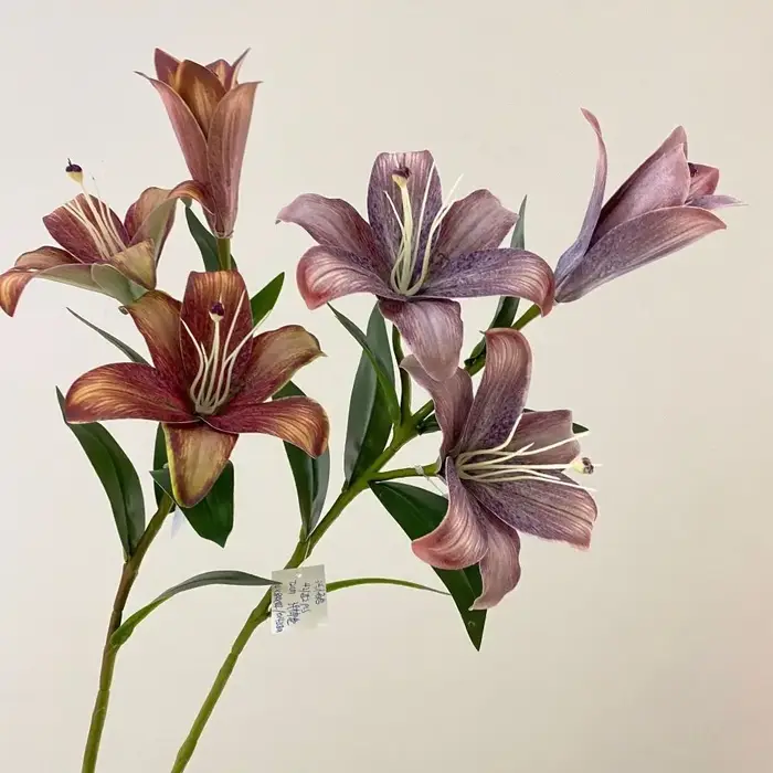 3 Têtes de fleurs artificielles de lys, finition peinture à l'huile, 73 cm de longueur, bouquet de lys en soie, style luxe léger, tige de lys simulée