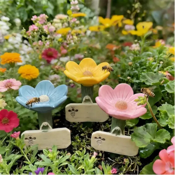 Stations d'arrosage en forme de fleur