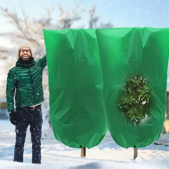 Couverture de Protection pour plantes d'hiver