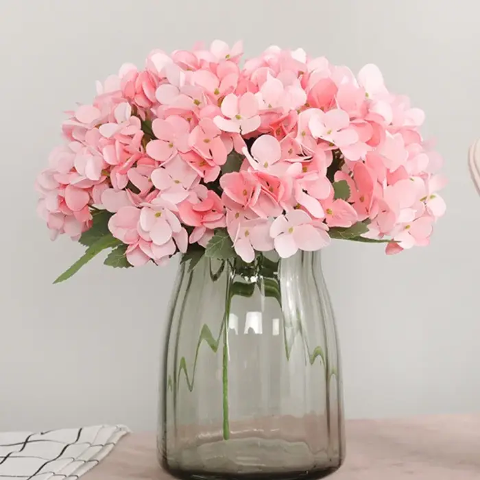 Fleurs artificielles en soie