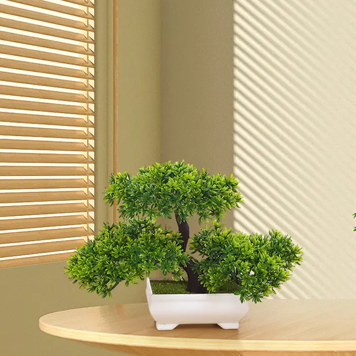 Bonsaï artificiel, pièce maîtresse