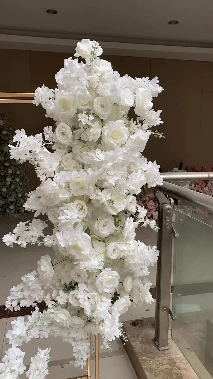 Roses de cerisier artificielles blanches