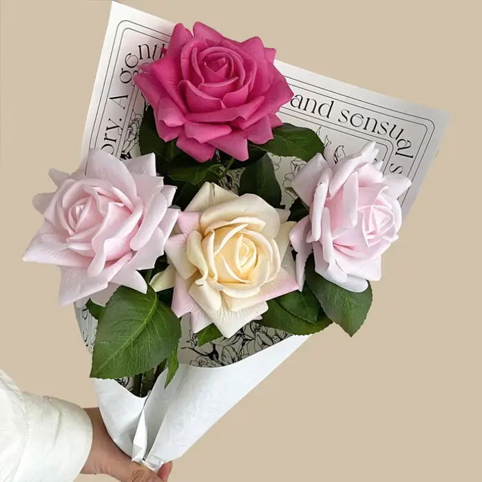 Grande Rose artificielle hydratante