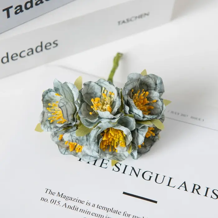Fleurs artificielles décoratives pour la maison, 12 pièces, en soie, en étamine, en fleur de prunier