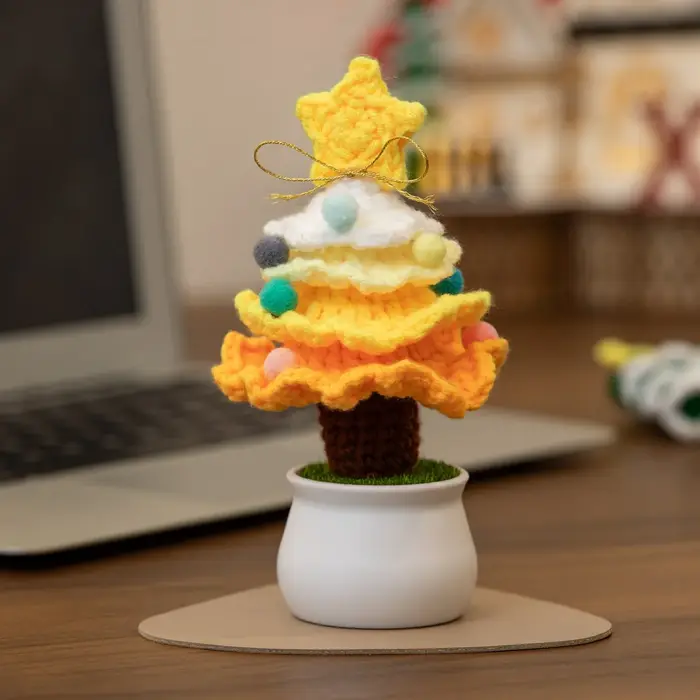 Arbre de noël tricoté créatif en pot, Mini plante au Crochet faite à la main, ornements de voiture, 