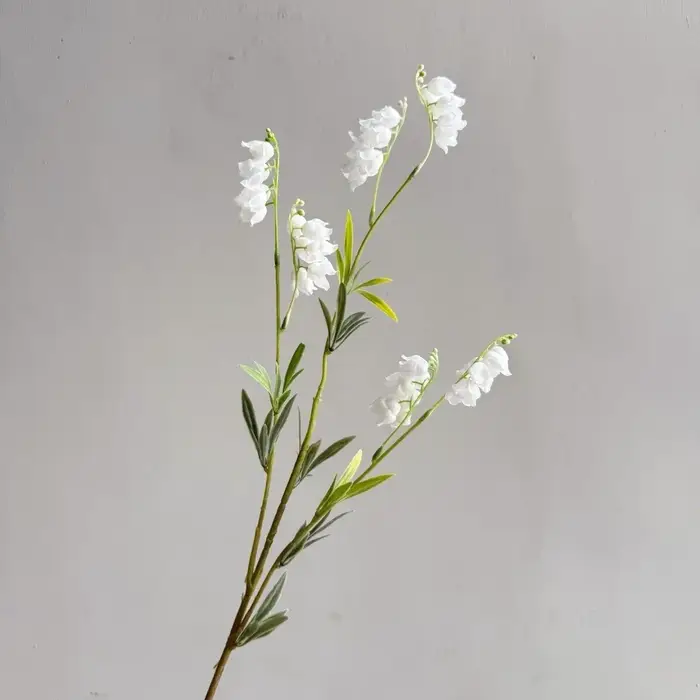 Fleurs artificielles réalistes de lys de vallée