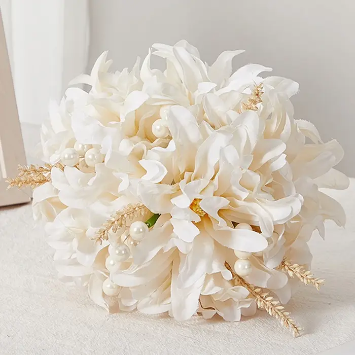 Bouquet artificiel de dahlias pour la mariée