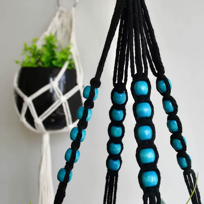 Porte-plante en macramé bohème