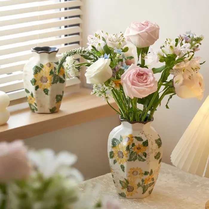 Vases en céramique vintage motif tournesol