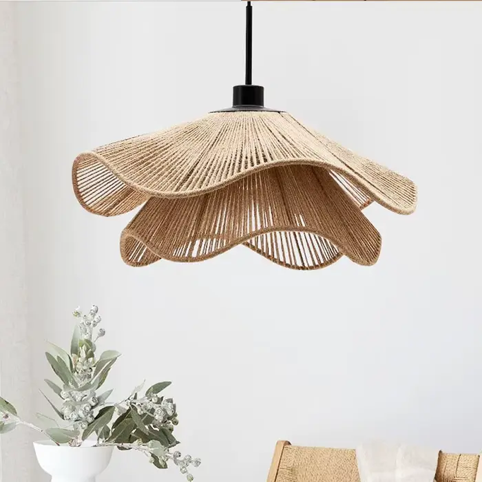 Lampe suspendue en forme de fleur en corde de chanvre