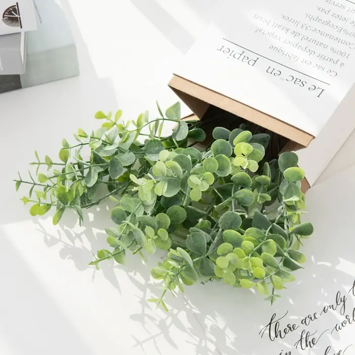 Plantes artificielles, fleurs de roses