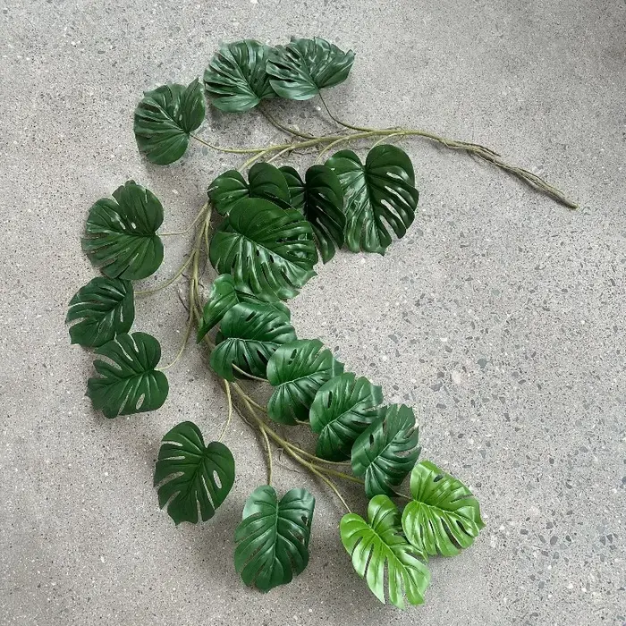 Plantes vertes artificielles en plastique, feuilles de Monstera, lianes florales, décoration de salo