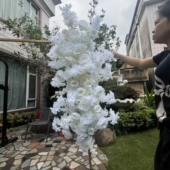 Roses de cerisier artificielles blanches