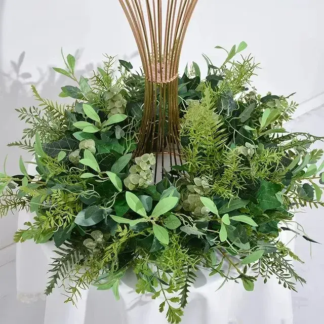 Guirlande de couronne verte série blanche