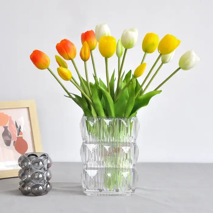 Bouquets de tulipes en caoutchouc souple Él