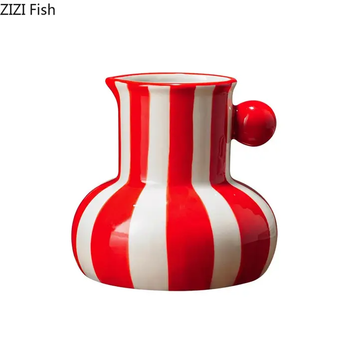 Vase en céramique créatif à rayures colorées