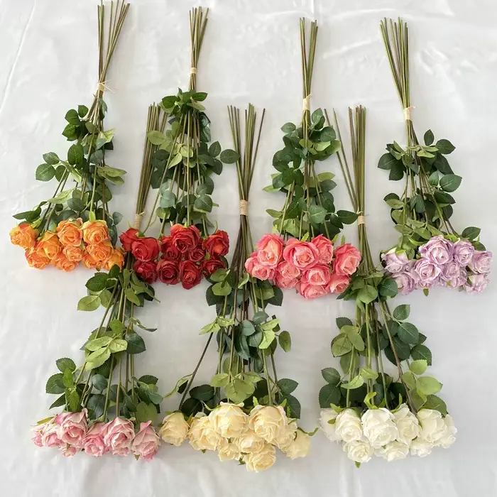 Bouquet de roses bulgares artificielles