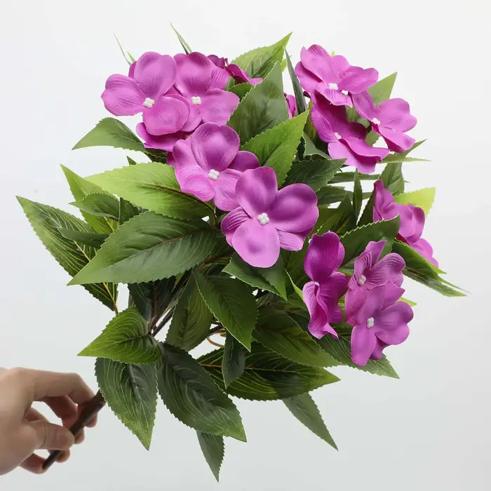 Fleurs artificielles, faux baume réaliste, tiges réalistes, résistantes aux UV pour la décoration in