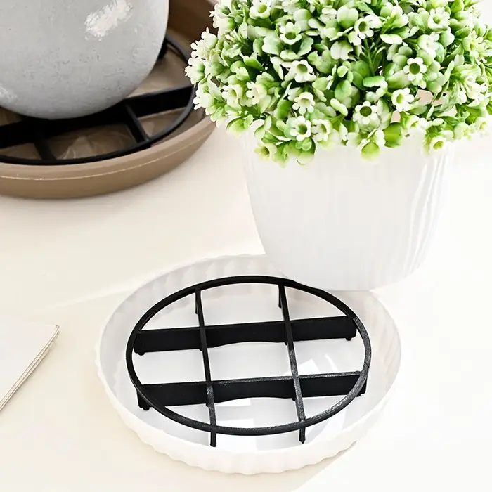 Pot de fleurs en plastique anti-pourriture pour intérieur et extérieur