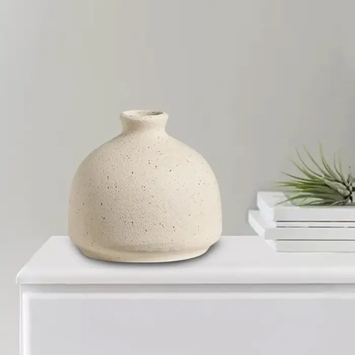 Vase en céramique nordique