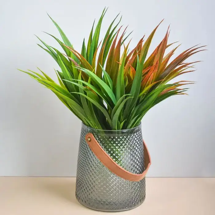 Plante artificielle, support d'herbe de printemps