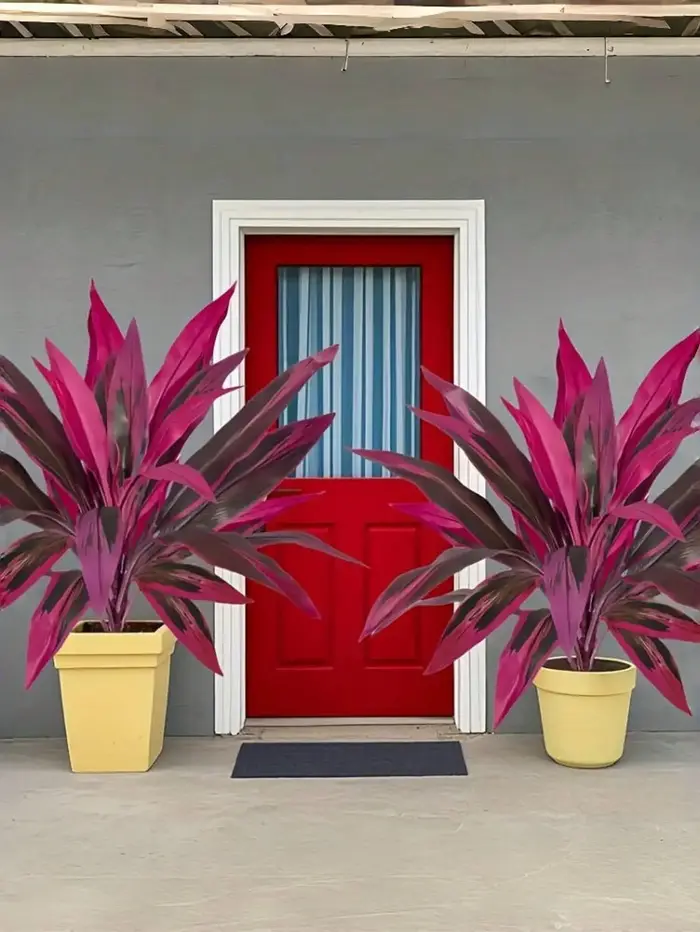 Plante banane artificielle violette et rouge vibrante