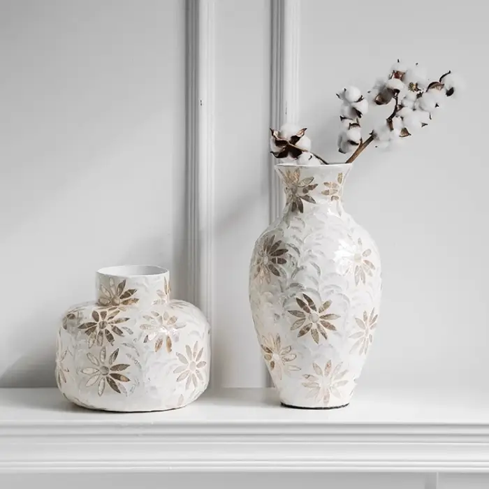 Vase à coquille Vintage