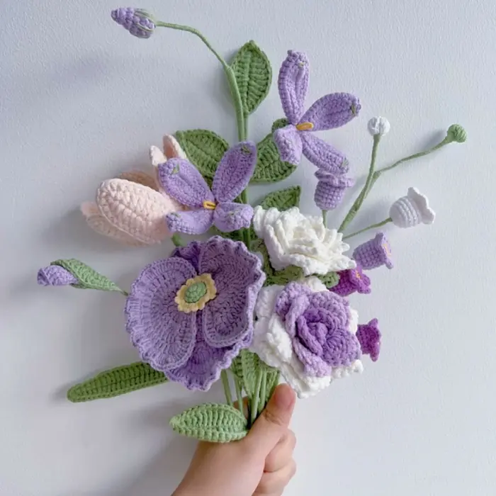 Bouquet de fleurs au crochet fait à la main