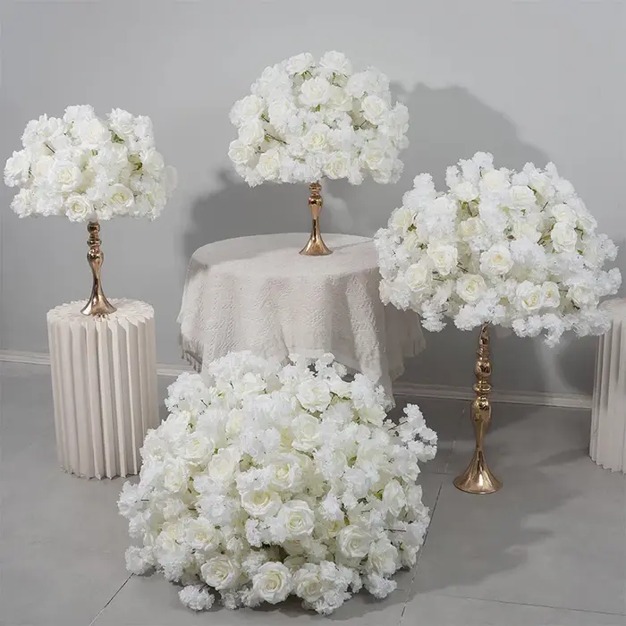 Boule de fleurs artificielles blanches de 80 cm en cerisier et roses pour décoration de table de mariage, porte-bougie, dîner de la Saint-Valentin