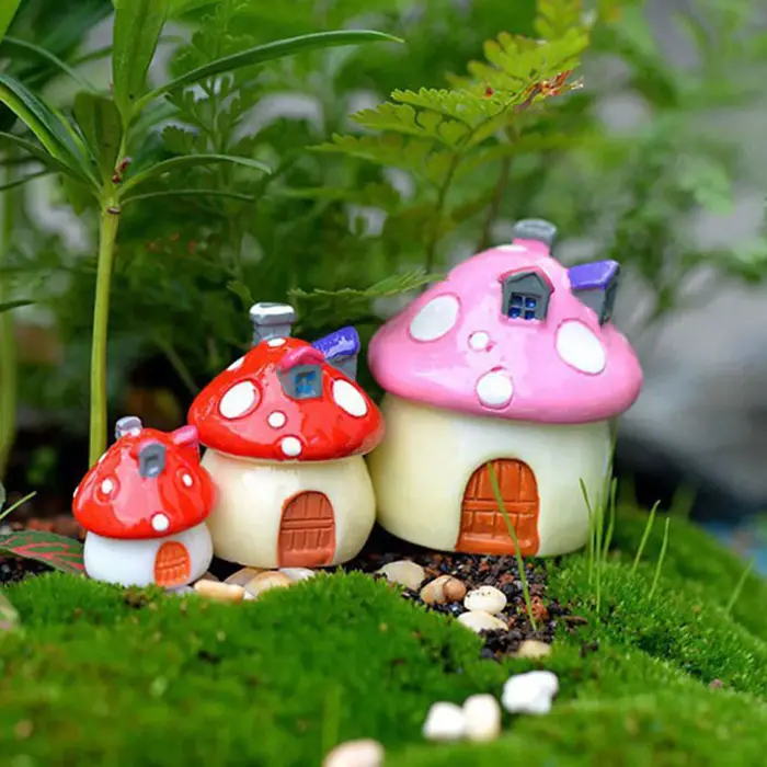 3 tailles  Maison de champignons en résine